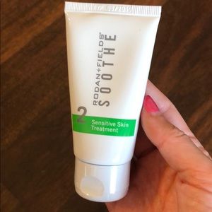 Rodan and Fields sensitive skin treatment